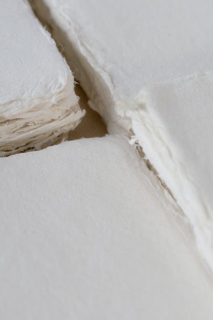 Handmade Paper / 5×7 Sheets / Off-White / Rough