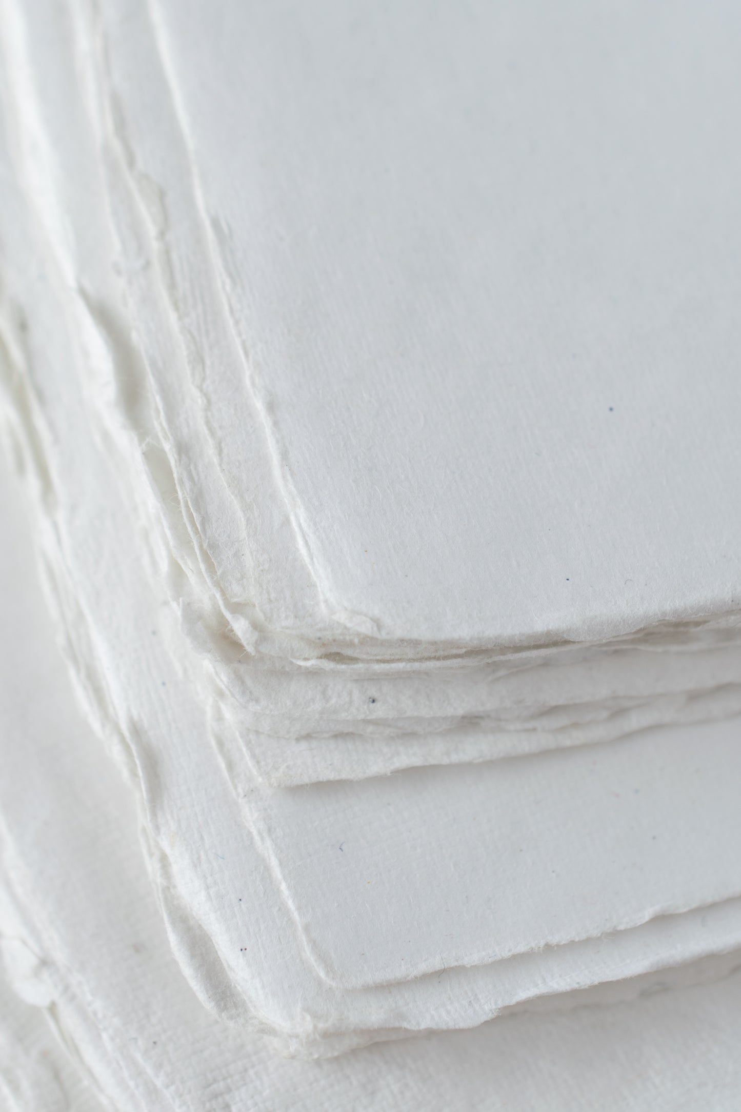 Handmade Paper / 4×6 Sheets / Off-White / Smooth